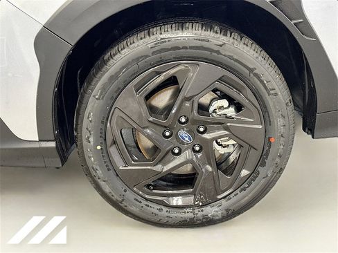 Certified 2025 Subaru Crosstrek 2.5i Sport w/ Crosstrek Mirror Package image 31