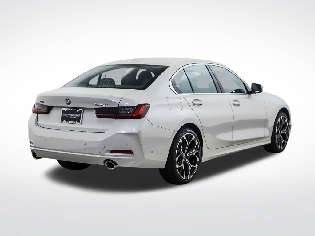 Used 2026 BMW 330i xDrive Sedan w/ Premium Package AWD/4WD image 5