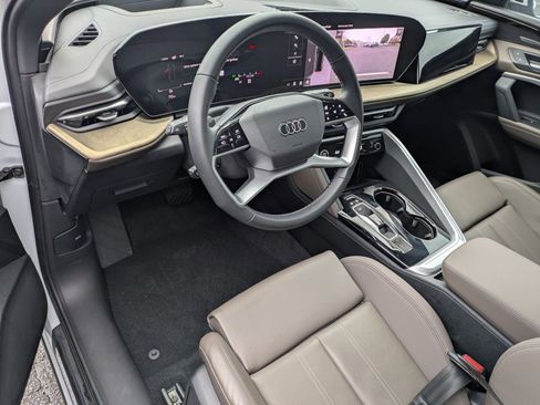 Used 2025 Audi Q5 Premium Plus image 9