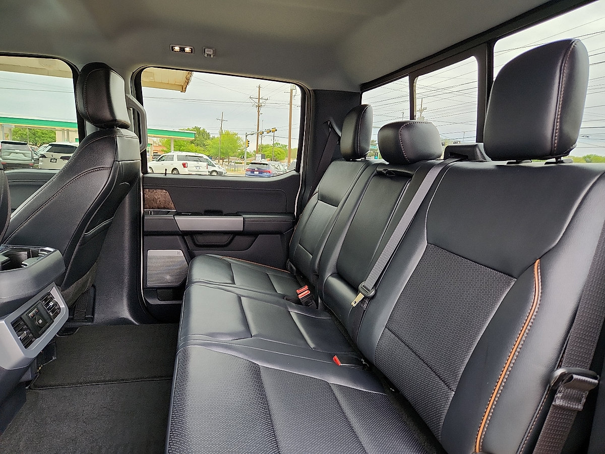 Used 2026 Ford F350 Lariat AWD/4WD image 5