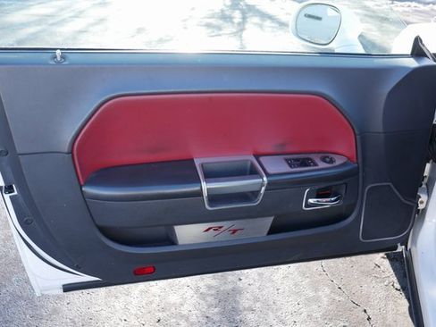 Used 2013 Dodge Challenger R/T Plus image 10
