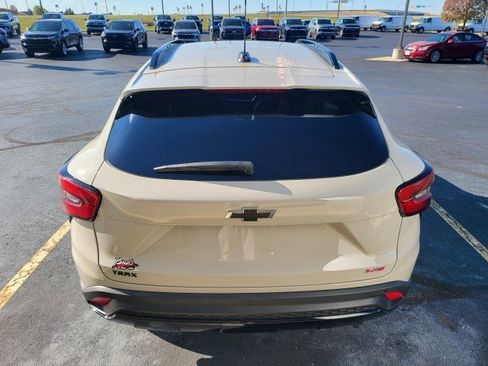 New 2026 Chevrolet Trax RS w/ Driver Confidence Package image 12