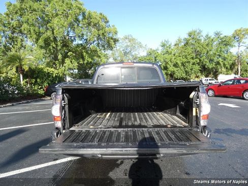 Used 2014 Toyota Tacoma PreRunner w/ SR5 Package image 14
