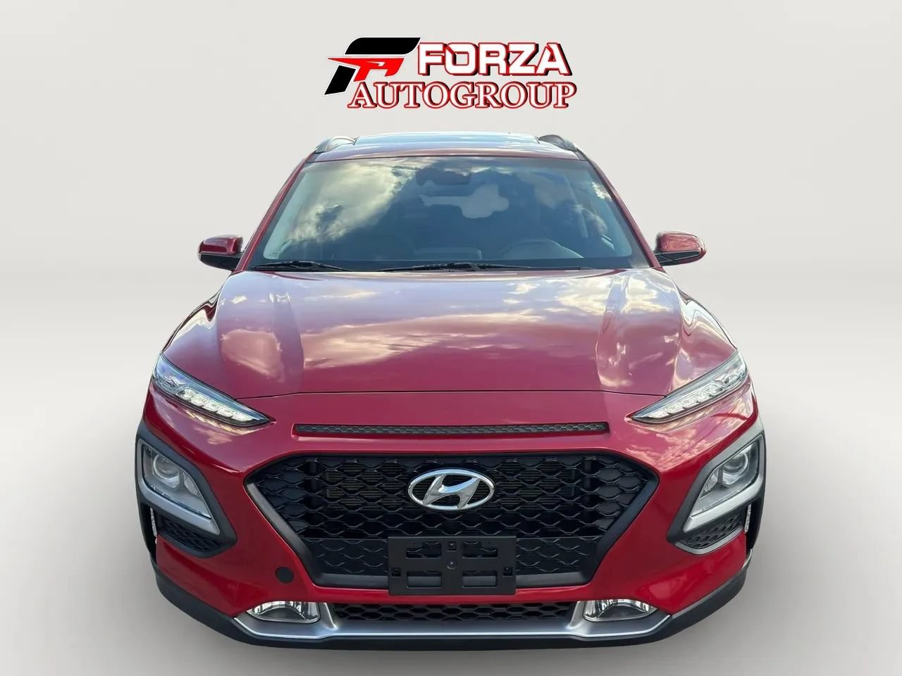 Used 2021 Hyundai Kona SEL Plus w/ Cargo Package FWD image 2