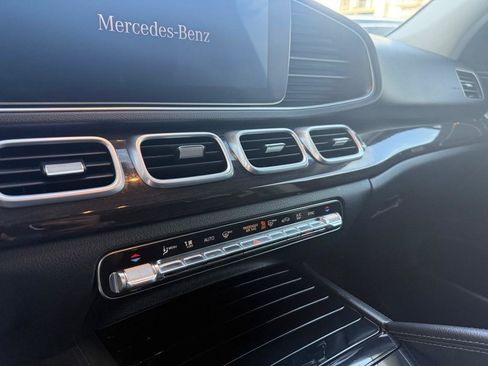 Used 2020 Mercedes-Benz GLE 350 4MATIC image 25