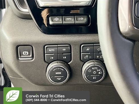 Used 2025 Chevrolet Silverado 2500 High Country w/ Technology Package image 19