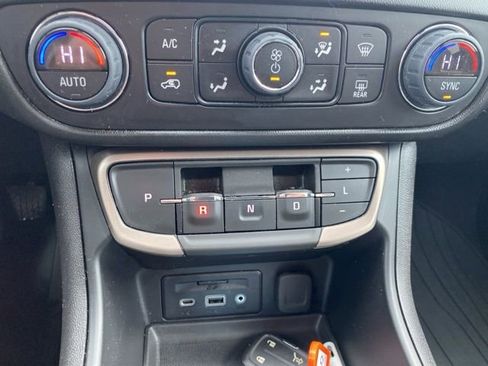 Certified 2023 GMC Terrain Denali image 26