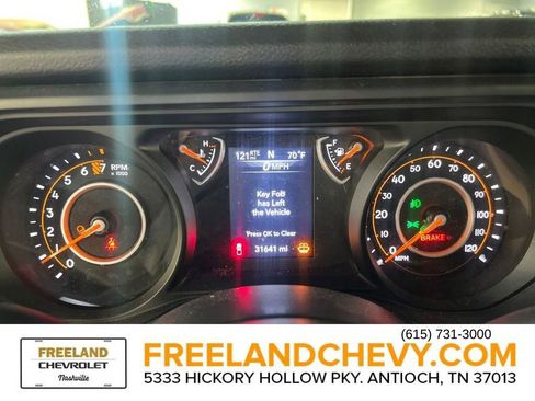 Used 2024 Jeep Gladiator Sport image 16