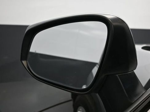 Used 2021 Toyota RAV4 XLE FWD image 9