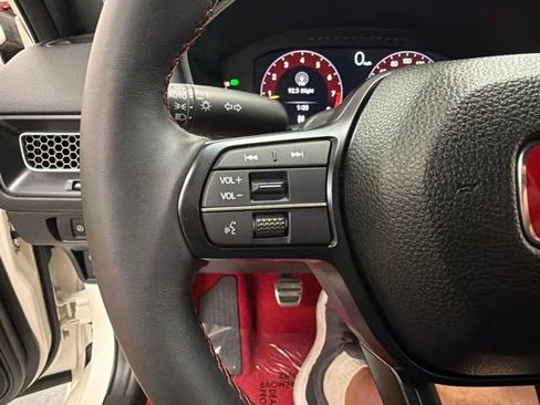Used 2025 Honda Civic Type R image 23
