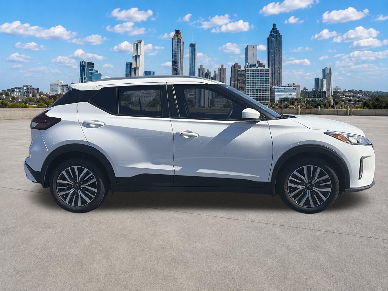 Certified 2023 Nissan Kicks SV FWD image 6