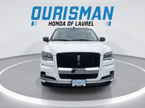 Used 2022 Lincoln Navigator Black Label image 3