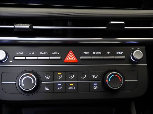 New 2025 Hyundai Tucson SE image 17