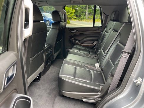 Used 2019 Chevrolet Tahoe LT image 13