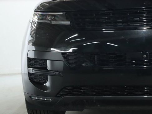 Used 2023 Land Rover Range Rover Sport SE image 43