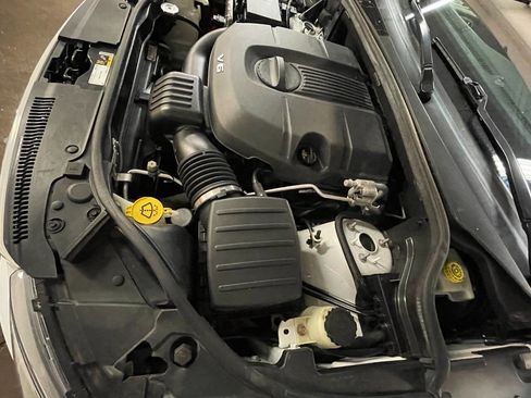Used 2015 Jeep Grand Cherokee Limited AWD/4WD image 39