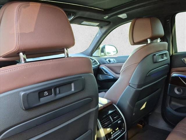 Used 2023 BMW X6 M50i w/ Executive Package AWD/4WD image 30