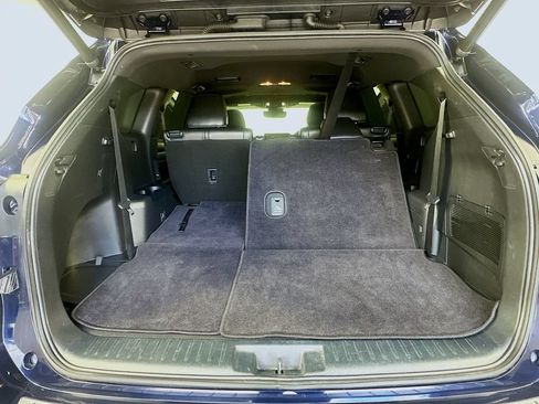 Used 2022 Toyota Highlander XSE FWD image 25