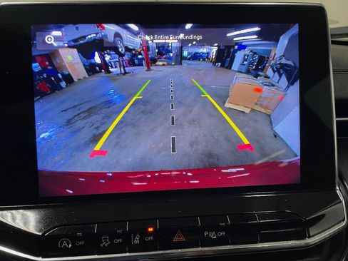 Used 2022 Jeep Compass Limited image 21