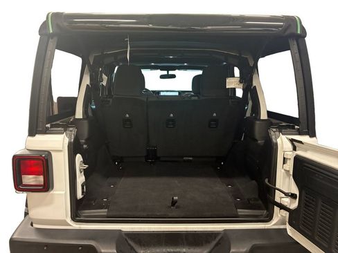 Used 2024 Jeep Wrangler Unlimited Sport AWD/4WD image 25