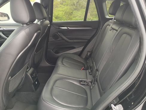 Used 2017 BMW X1 xDrive28i image 12