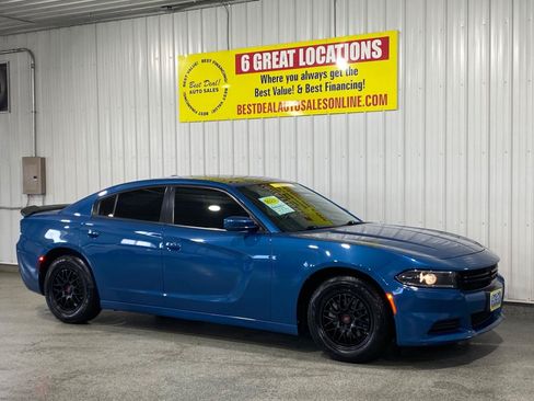 Used 2022 Dodge Charger SXT w/ Leather Interior Group RWD image 7