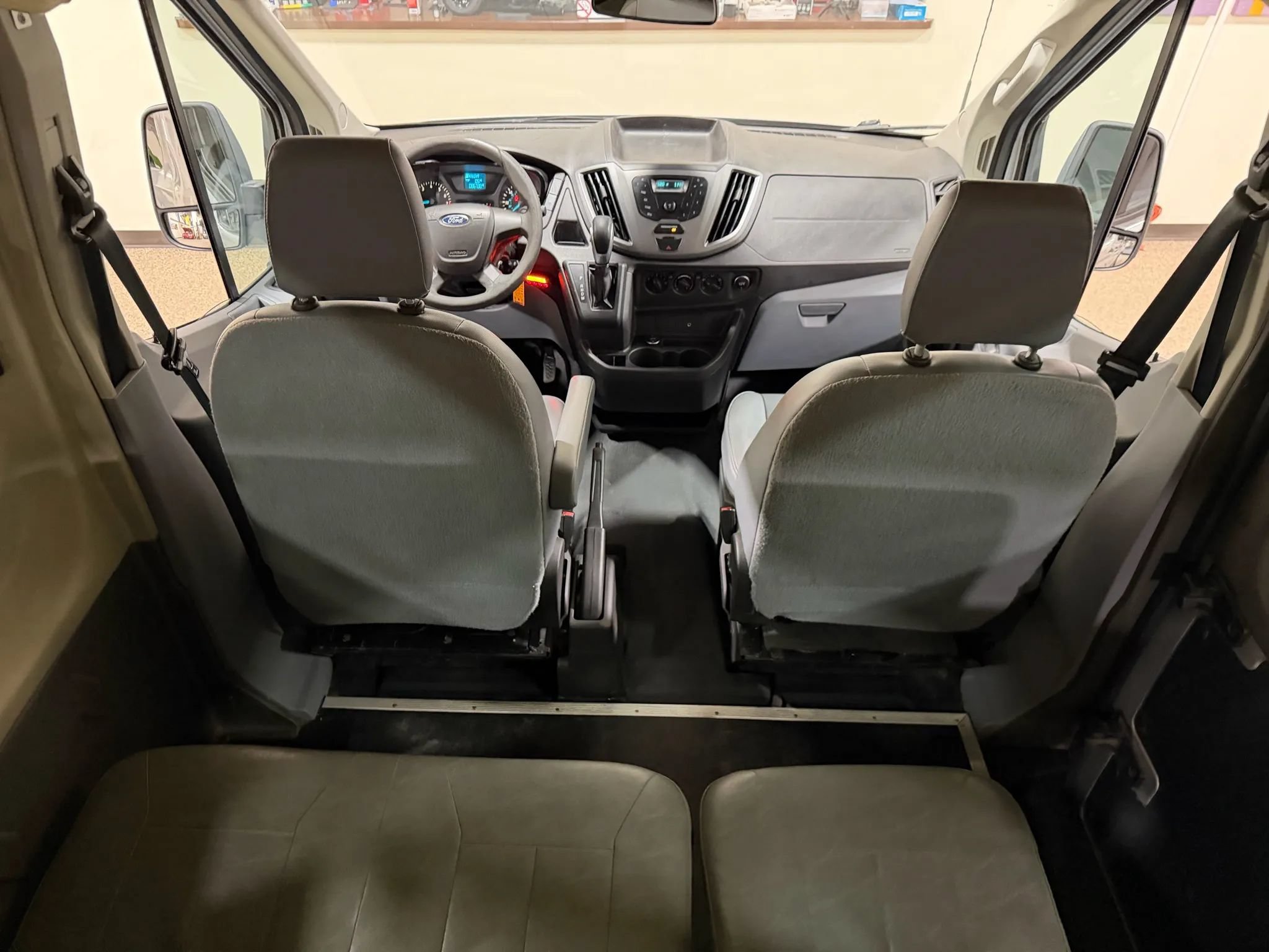 Used 2015 Ford Transit 250 148 Medium Roof RWD image 49