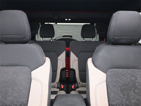 Used 2022 Ford Bronco Wildtrak image 35