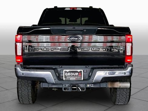 Used 2020 Ford F350 Lariat w/ Lariat Ultimate Package image 4