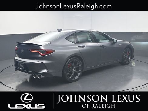 Used 2023 Acura TLX Type S image 9