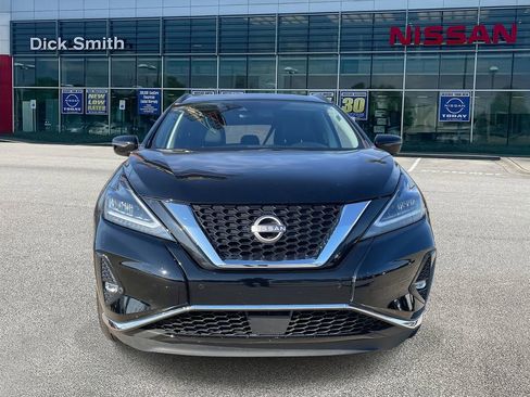 Used 2024 Nissan Murano SV image 2