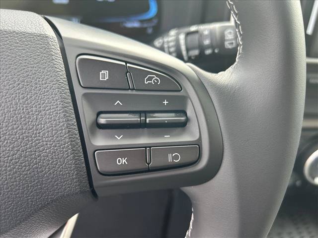 Used 2026 Hyundai Venue SEL FWD image 14
