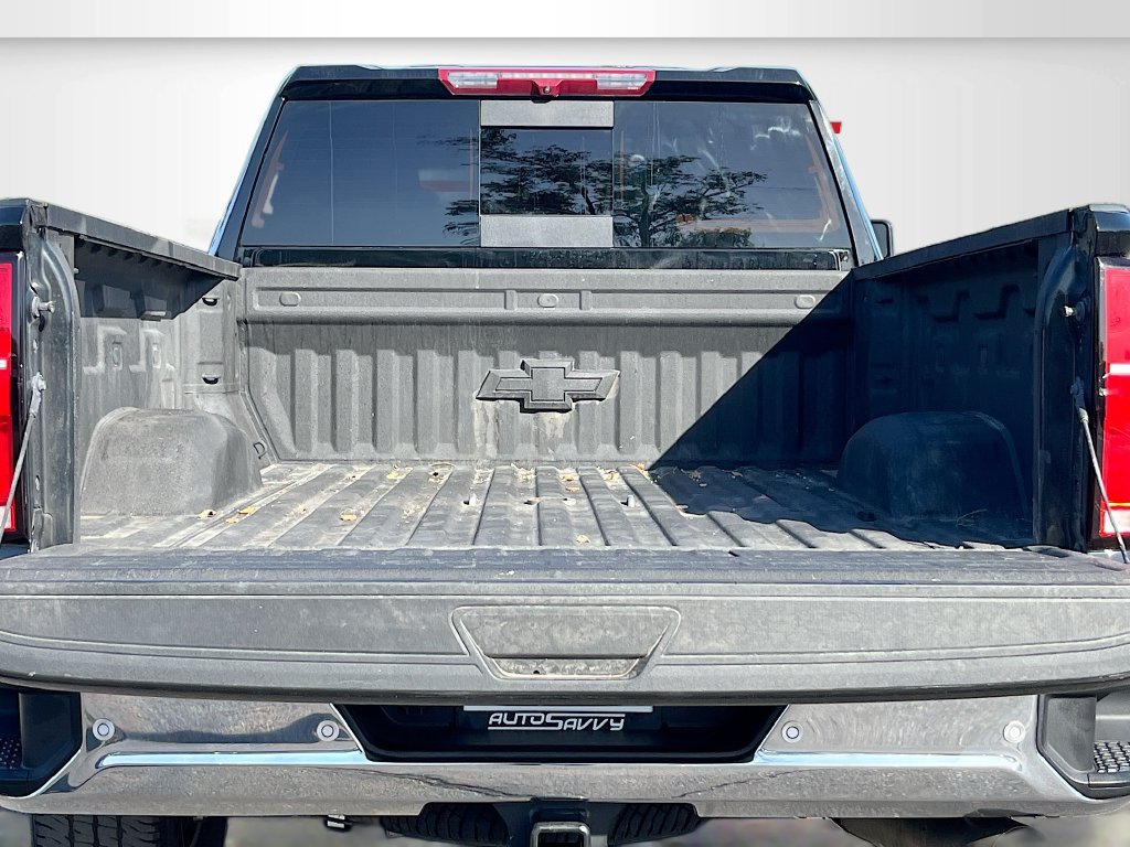 Used 2025 Chevrolet Silverado 2500 LTZ w/ LTZ Plus Package AWD/4WD image 26