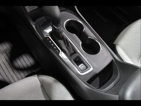 Used 2023 Chevrolet Equinox LS image 14