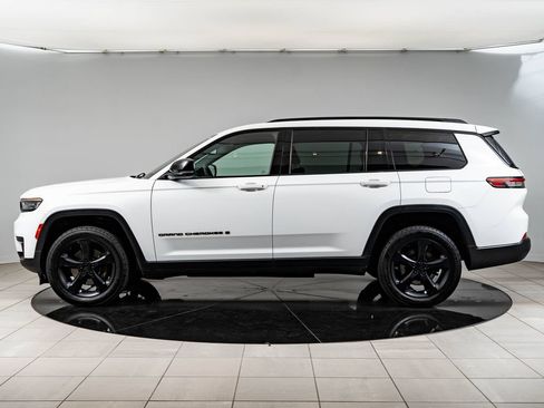 Used 2023 Jeep Grand Cherokee L Laredo AWD/4WD image 5