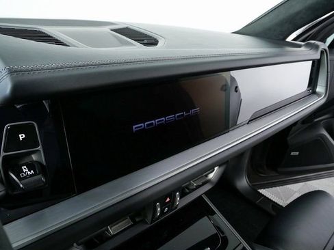 Certified 2025 Porsche Cayenne GTS image 13