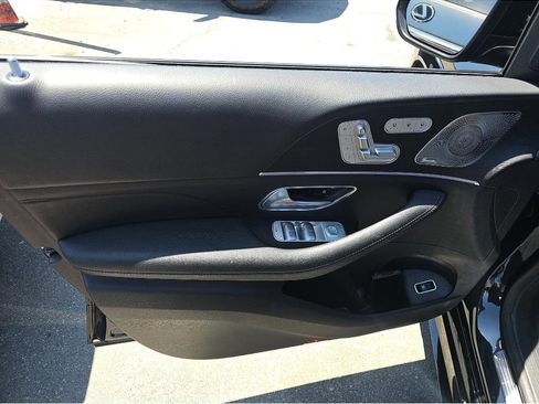 Used 2022 Mercedes-Benz GLS 450 4MATIC image 14