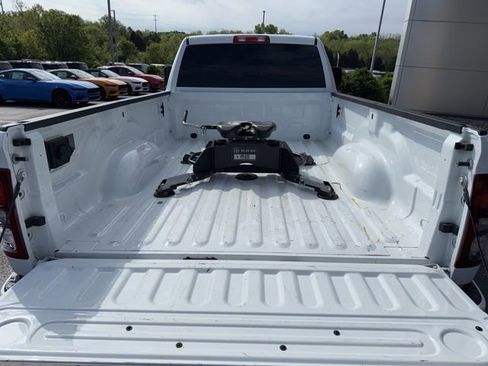 Used 2024 RAM 3500 Big Horn w/ Night Edition AWD/4WD image 40