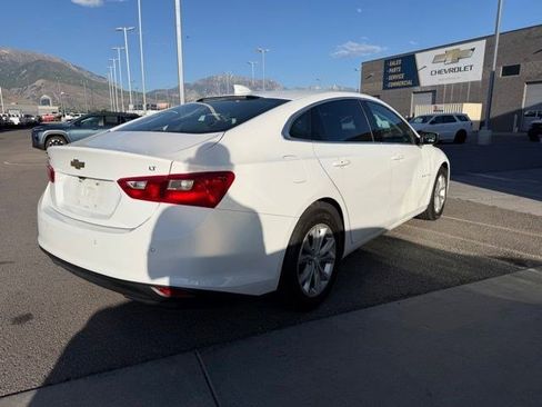 Used 2023 Chevrolet Malibu LT w/ Driver Confidence Package FWD image 4