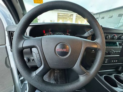 Used 2025 GMC Savana 2500 w/ Driver Convenience Package RWD image 28