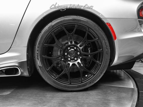 Used 2015 Dodge Viper SRT-10 RWD image 46
