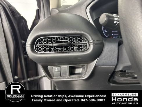 Certified 2025 Honda HR-V LX image 15