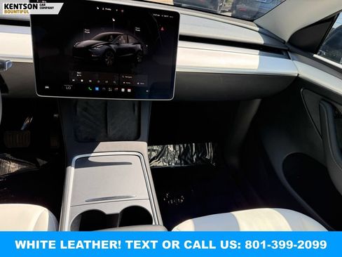 Used 2024 Tesla Model Y Long Range AWD/4WD image 18