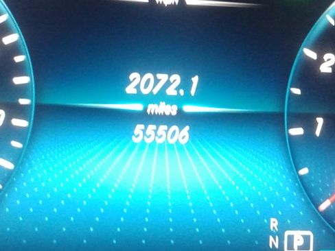 Used 2022 Mercedes-Benz GLC 300 4MATIC image 11