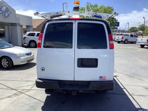 Used 2016 Chevrolet Express 2500 w/ Cold Climate Package RWD image 11