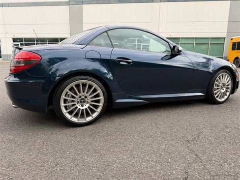 Used 2006 Mercedes-Benz SLK 55 AMG image 16