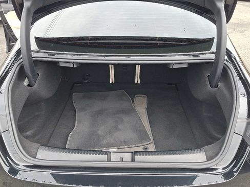 Used 2023 Mercedes-Benz CLA 250 4MATIC image 28