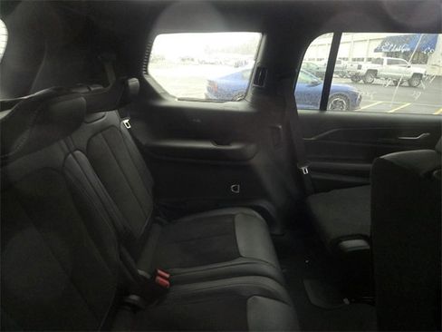 Used 2023 Jeep Grand Cherokee L Altitude image 4