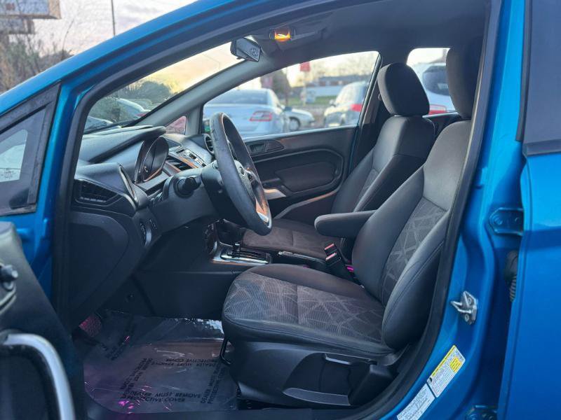 Used 2012 Ford Fiesta SE FWD image 10