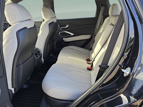 New 2025 Acura RDX SH-AWD image 11